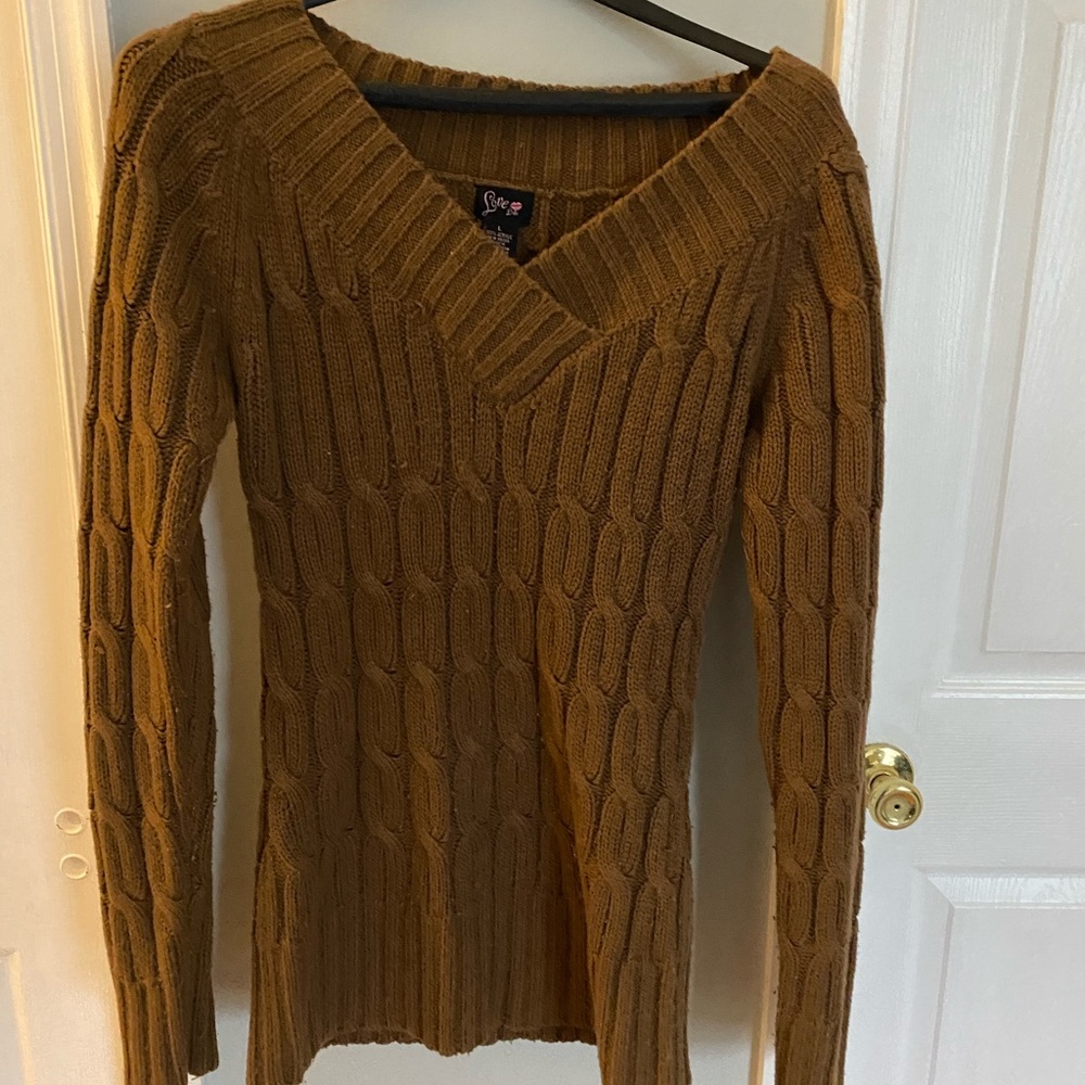 Brown knit sweater